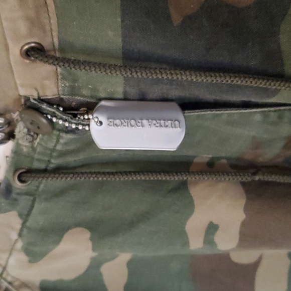 Rothco Camo Cargo Ultra Force 7 Pocket Pants. Tie Bottom with Dog Tag. Unisex - Picture 5 of 13